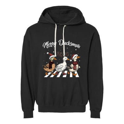 Funny Santa Duck Christmas Merry Ducksmas Duck Lover Xmas Cute Gift Garment-Dyed Fleece Hoodie