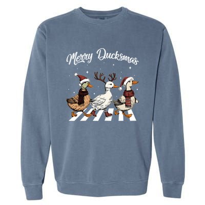 Funny Santa Duck Christmas Merry Ducksmas Duck Lover Xmas Cute Gift Garment-Dyed Sweatshirt