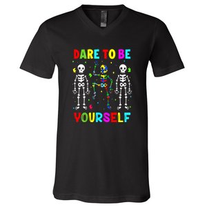 Funny Skeleton Dabbing Dare To Be Yoursel Gift Autism Awareness V-Neck T-Shirt