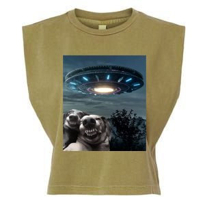 Funny Selfie Dog With Alien UFO Funny Dogs Lover Garment-Dyed Women's Muscle Tee