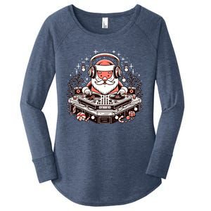 Funny Santa Dj Spinning Turntable Christmas Party Music Club Meaningful Gift Women's Perfect Tri Tunic Long Sleeve Shirt