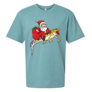 Fun Santa Delivering Presents On Leopard Gecko Lizard Gift Sueded Cloud Jersey T-Shirt