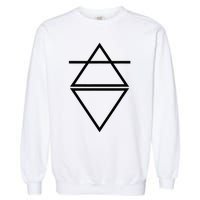 Florence Shapes Garment-Dyed Sweatshirt