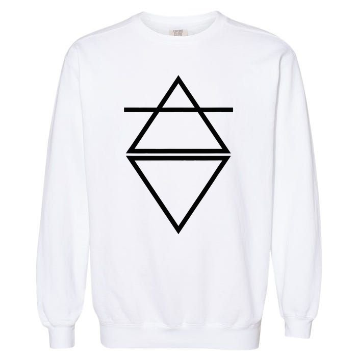 Florence Shapes Garment-Dyed Sweatshirt