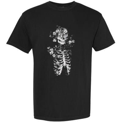 Floral Skeleton Flowers Goth Occult Death Dark Alt Aesthetic Garment-Dyed Heavyweight T-Shirt