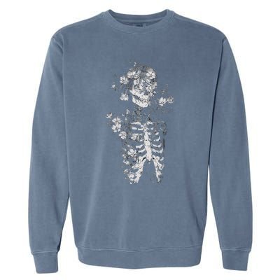 Floral Skeleton Flowers Goth Occult Death Dark Alt Aesthetic Garment-Dyed Sweatshirt