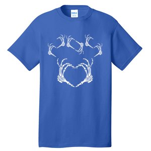 Funny Skeleton Hand Heart Sign Bones Halloween Design Gift Tall T-Shirt