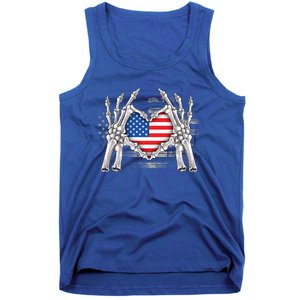 Funny Skeleton Hands With American Flag Heart 4Th Of July Cool Gift Tank Top