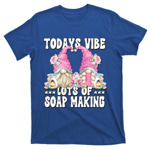 Funny Soap Making Gnome Mom And Dad And Soap Maker Gift T-Shirt