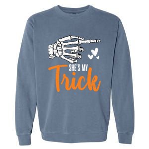 Funny SheS My Trick Skeleton Matching Couples Halloween Day Gift Garment-Dyed Sweatshirt