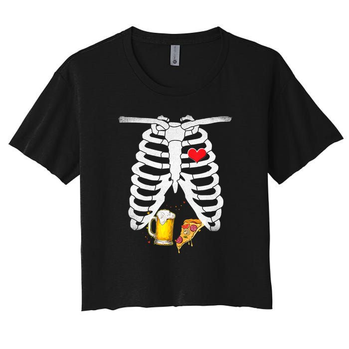 Funny Skeleton Pregnancy Pizza Beer Xray Halloween Soon Dad Gift Women's Crop Top Tee