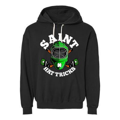Funny St Patrick's Day Saint Hat Tricks Hockey Player Fan Garment-Dyed Fleece Hoodie