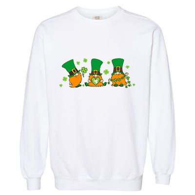 Funny St Patrick's Day Lucky Shamrocks Gnomes Garment-Dyed Sweatshirt