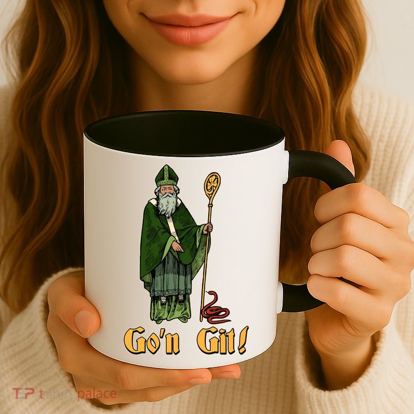 Funny Saint Patricks Day Gon Git Snake Mug