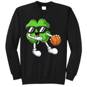 Funny St Patricks Day Shamrock Playing Basketball b.o.y.s Girls Sweatshirt