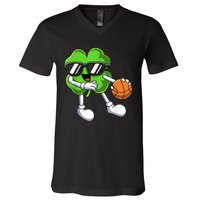 Funny St Patricks Day Shamrock Playing Basketball b.o.y.s Girls V-Neck T-Shirt