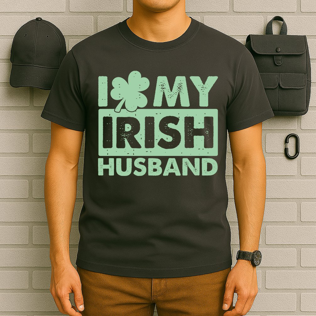 Funny St Patrick's Day I Love My Irish Husband Lucky Shamrock Clover T-Shirt