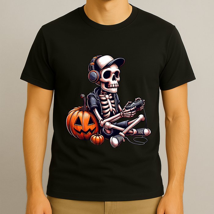 Funny Skeleton Playing Video Game Halloween Gamer T-Shirt
