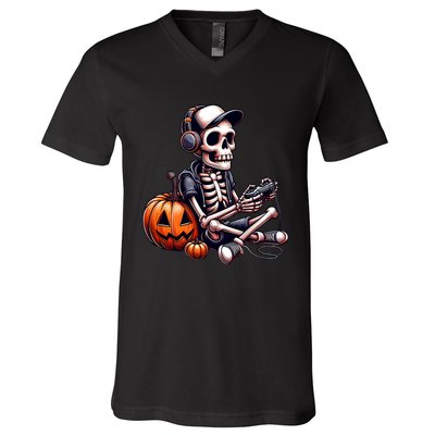 Funny Skeleton Playing Video Game Halloween Gamer V-Neck T-Shirt