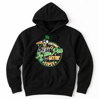 Funny St Patricks Day Everybody In The Pub Gettin Tipsy Skeleton Beer Hoodie