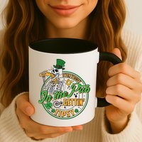 Funny St Patricks Day Everybody In The Pub Gettin Tipsy Skeleton Beer Mug