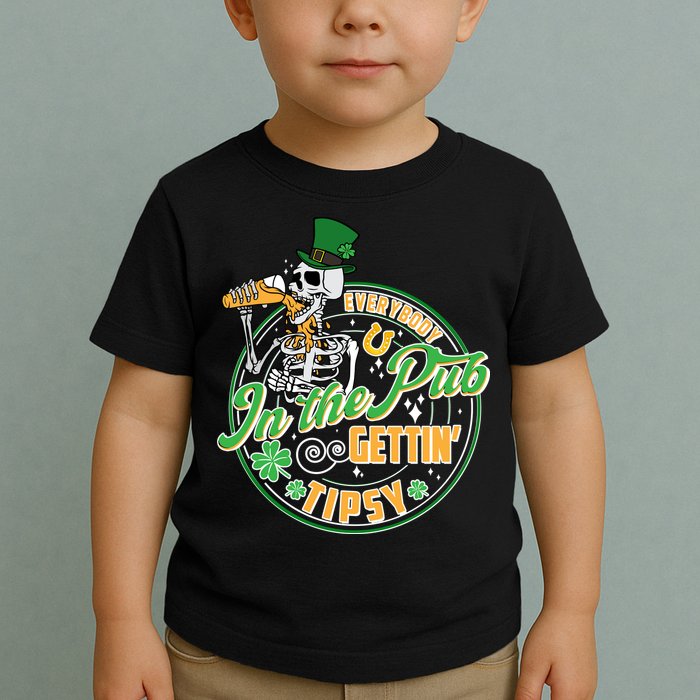 Funny St Patricks Day Everybody In The Pub Gettin Tipsy Skeleton Beer Toddler T-Shirt