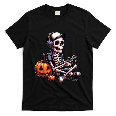 Funny Skeleton Playing Video Game Halloween Gamer T-Shirt