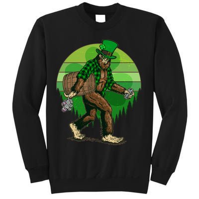 Funny St Patrick's Day Leprechaun Sasquatch With Beer Sweatshirt