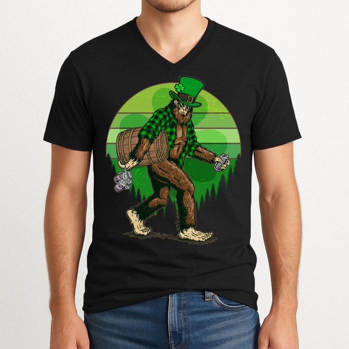 Funny St Patrick's Day Leprechaun Sasquatch With Beer V-Neck T-Shirt