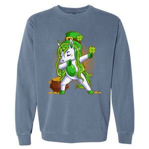 Funny St Patricks Dabbing Leprechaun Unicorn Garment-Dyed Sweatshirt