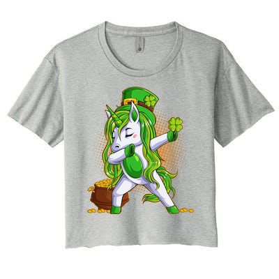 Funny St Patricks Dabbing Leprechaun Unicorn Women's Crop Top Tee