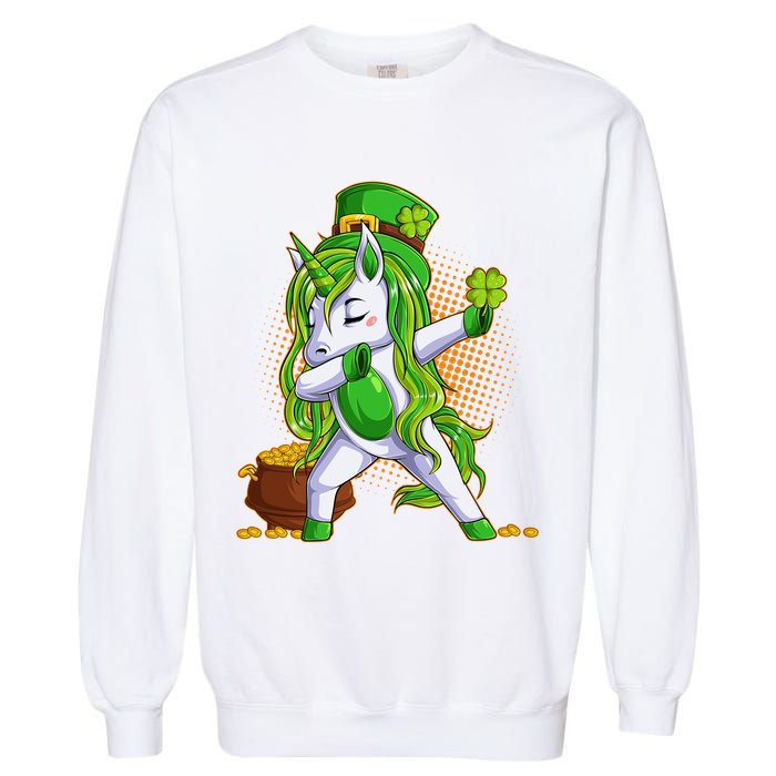 Funny St Patricks Dabbing Leprechaun Unicorn Garment-Dyed Sweatshirt