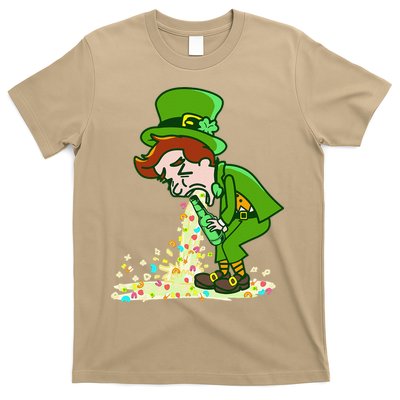 Funny St Patricks Day Leprechaun Shamrock Pattys Day Party T-Shirt