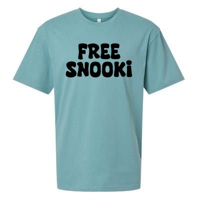 Free Snooki Retro Vintage Free Snooki Sueded Cloud Jersey T-Shirt