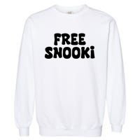 Free Snooki Retro Vintage Free Snooki Garment-Dyed Sweatshirt