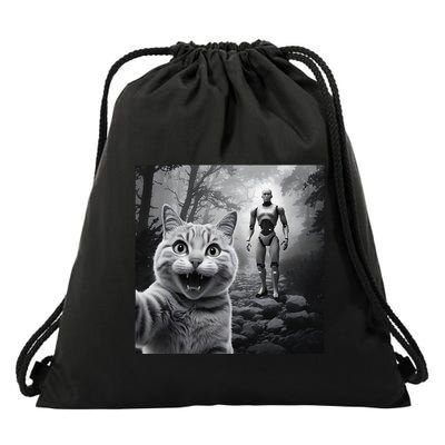 Funny Surprised Scared Cat Selfie With Robot Drawstring Bag