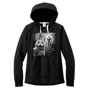 Funny Surprised Scared Cat Selfie With Robot Women's Fleece Hoodie