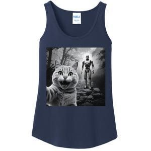 Funny Surprised Scared Cat Selfie With Robot Ladies Essential Tank