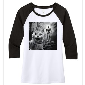 Funny Surprised Scared Cat Selfie With Robot Women's Tri-Blend 3/4-Sleeve Raglan Shirt