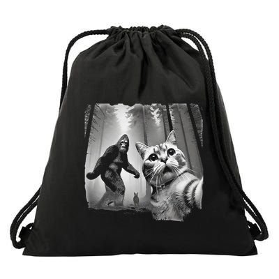Funny Surprised Scared Cat Selfie With Sasquatsch Bigfoot Drawstring Bag
