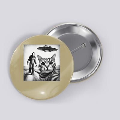 Funny Surprised Scared Cat Selfie With Sasquatsch Bigfoot Button