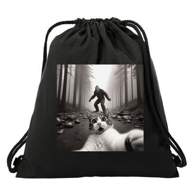 Funny Surprised Scared Cat Selfie With Sasquatsch Bigfoot Drawstring Bag