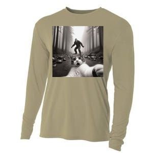 Funny Surprised Scared Cat Selfie With Sasquatsch Bigfoot Cooling Performance Long Sleeve Crew