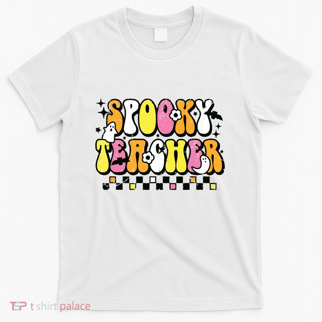 Funny Spooky Season Retro Spooky Teacher Halloween Costume T-Shirt