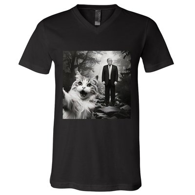 Funny Surprised Scared Cat Selfie With D.Trump V-Neck T-Shirt