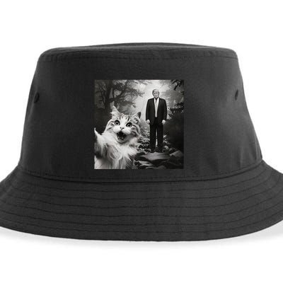 Funny Surprised Scared Cat Selfie With D.Trump Sustainable Bucket Hat