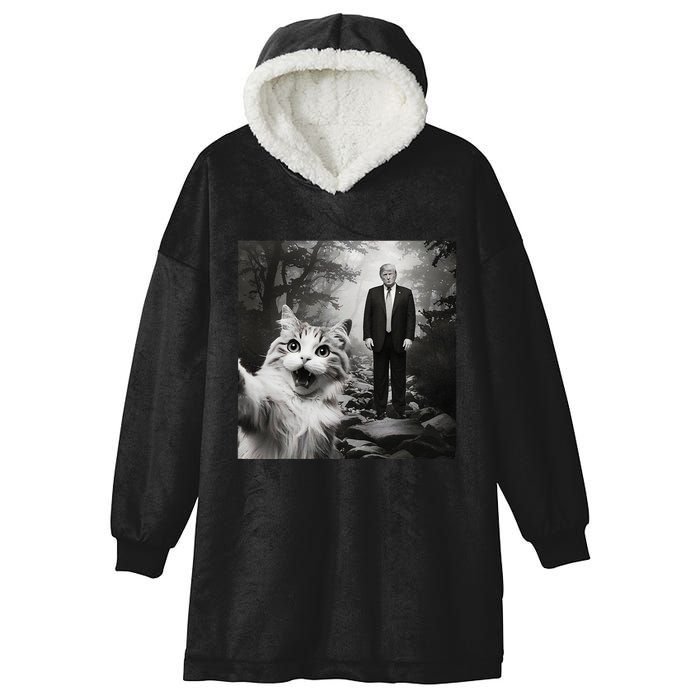 Funny Surprised Scared Cat Selfie With D.Trump Hooded Wearable Blanket
