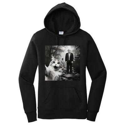Funny Surprised Scared Cat Selfie With D.Trump Women's Pullover Hoodie