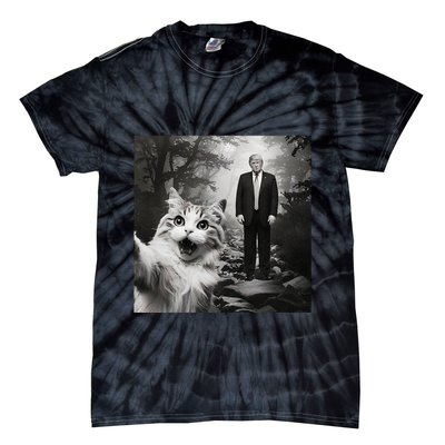 Funny Surprised Scared Cat Selfie With D.Trump Tie-Dye T-Shirt