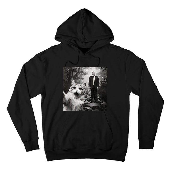 Funny Surprised Scared Cat Selfie With D.Trump Tall Hoodie